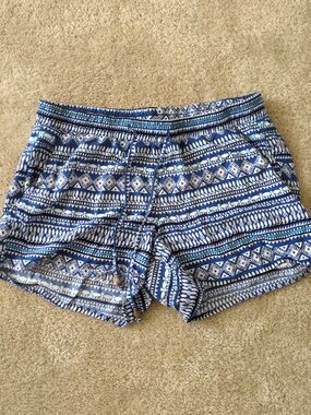Old Navy Blue patterned drawstring athletic shorts
